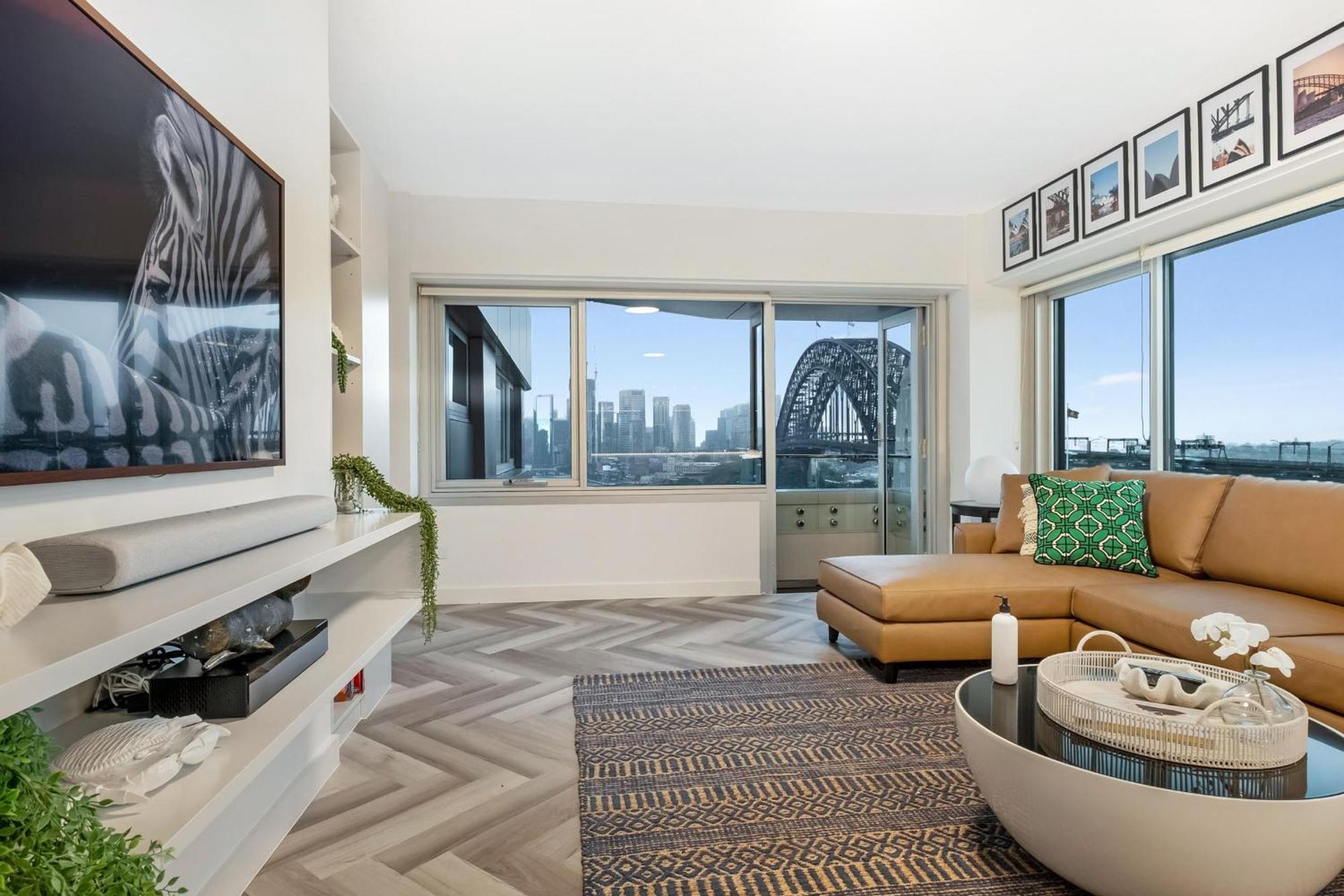 Bridgeview - Luxury 2 Bedroom Apartment *