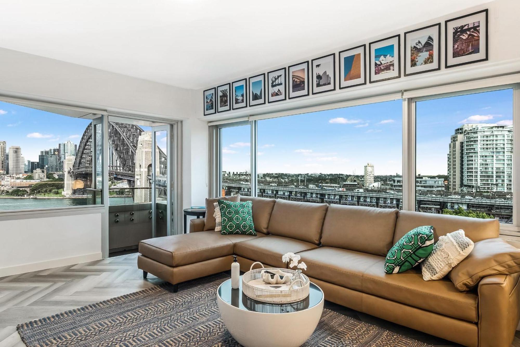 Bridgeview - Luxury 2 Bedroom Apartment *